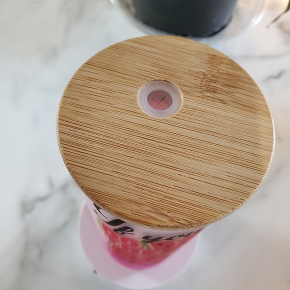 Do The Watermelon Crawl 20oz Gradient Pink Glass Tumbler with duo lids 🎉sale - Picture 5 of 10